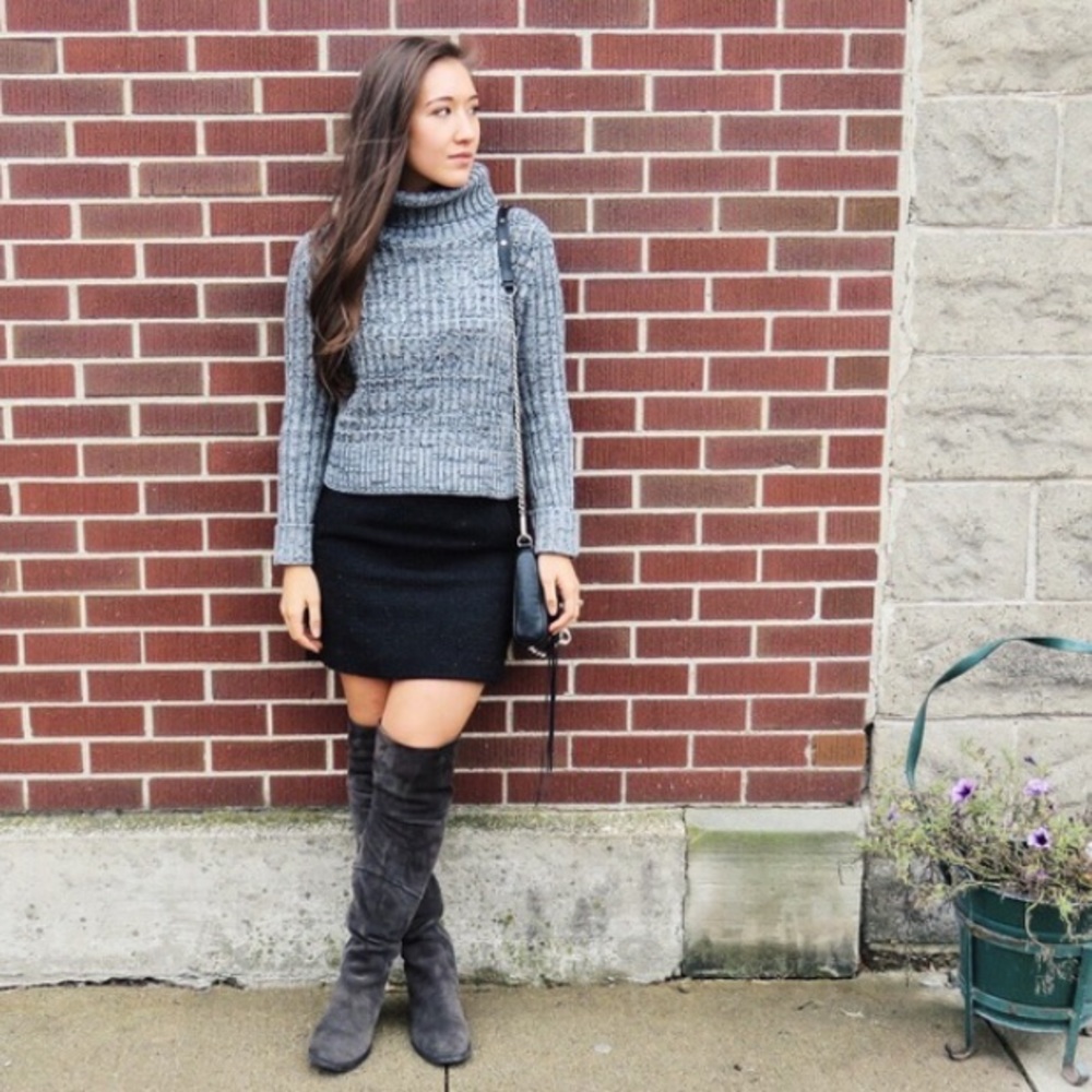 Cropped sweater - Picture 2 of 3